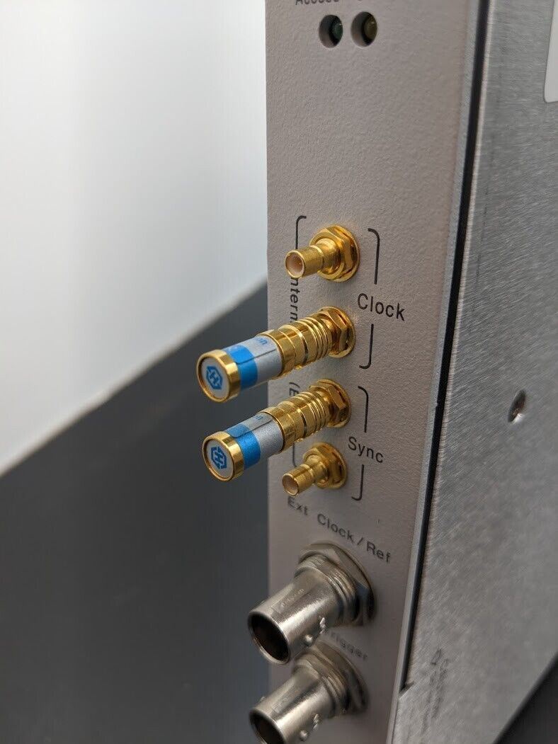 HP Agilent E1438A VXI 100 MSa/s Digitizer with DSP and Memory Option 288