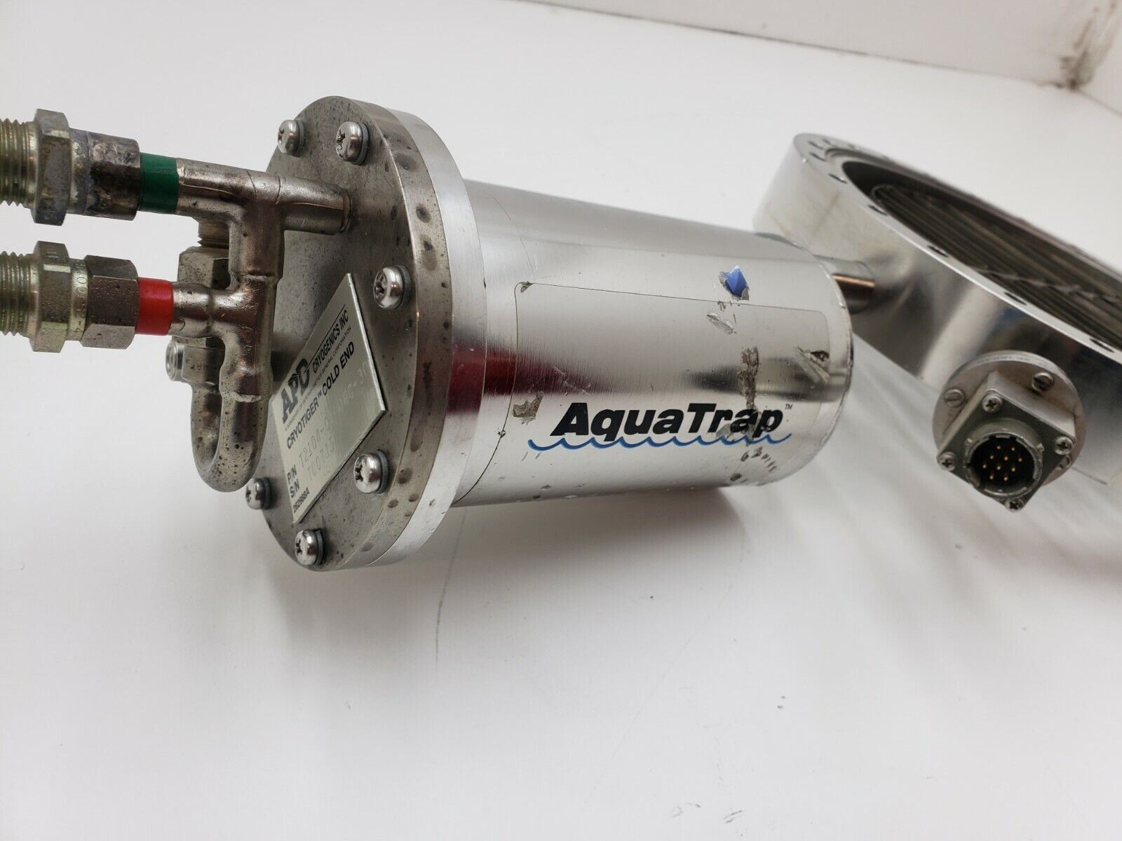 APD Cryogenics AquaTrap Cryotiger Cold End T2104-01-08C-30 Vacuum Chamber Freeze