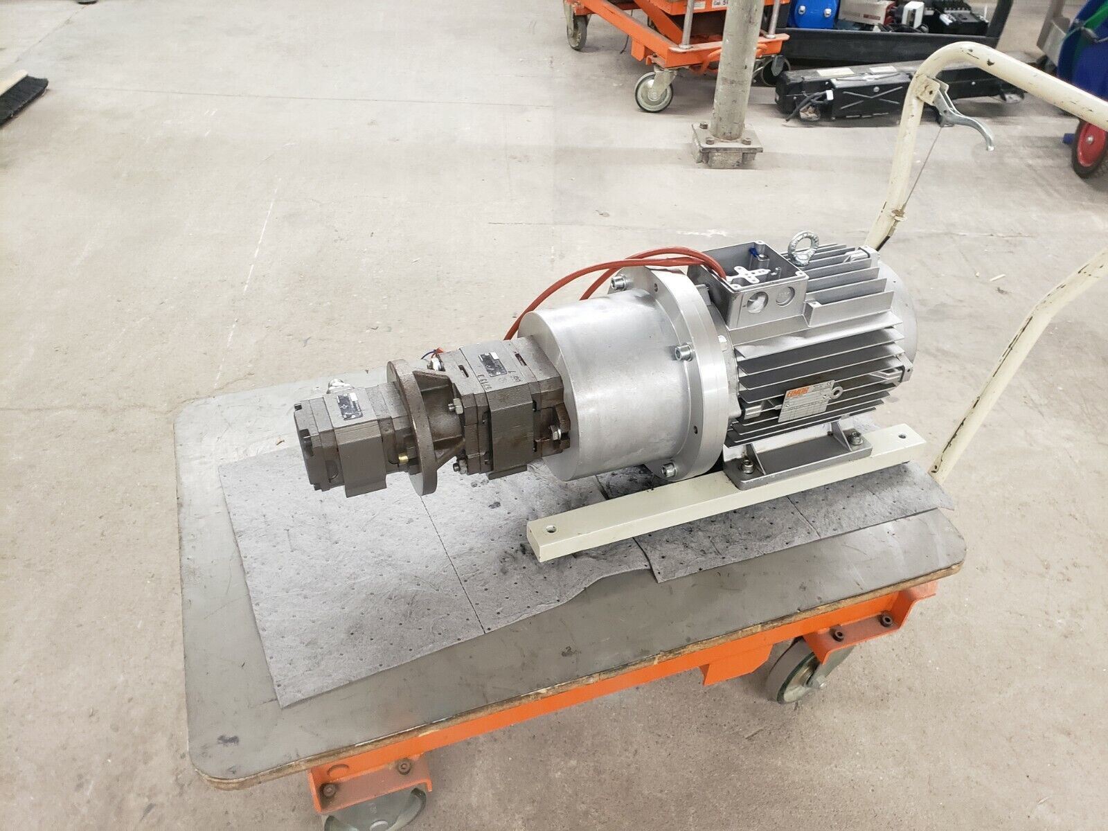 Elmor MT132MA4 7.5 Kw Motor With Rexroth PGH4-21/020RE11VU2, PGH3-22/01RR07VU2