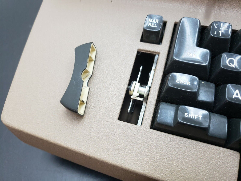 IBM Selectric II Electric Typewriter Grey/ Tan Tested Condition Pick up only