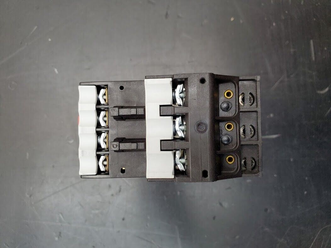 Eaton DILM9-10 24V Coil 3PH 690V 20A Contactor 4 Pole ZB12-12 Overload Relay