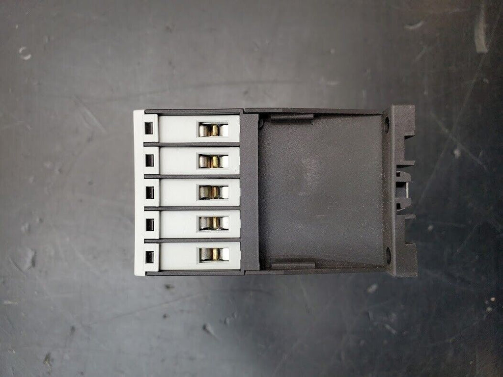 Eaton DILM9-10 24V Coil 3PH 690V 20A Contactor 4 Pole ZB12-12 Overload Relay