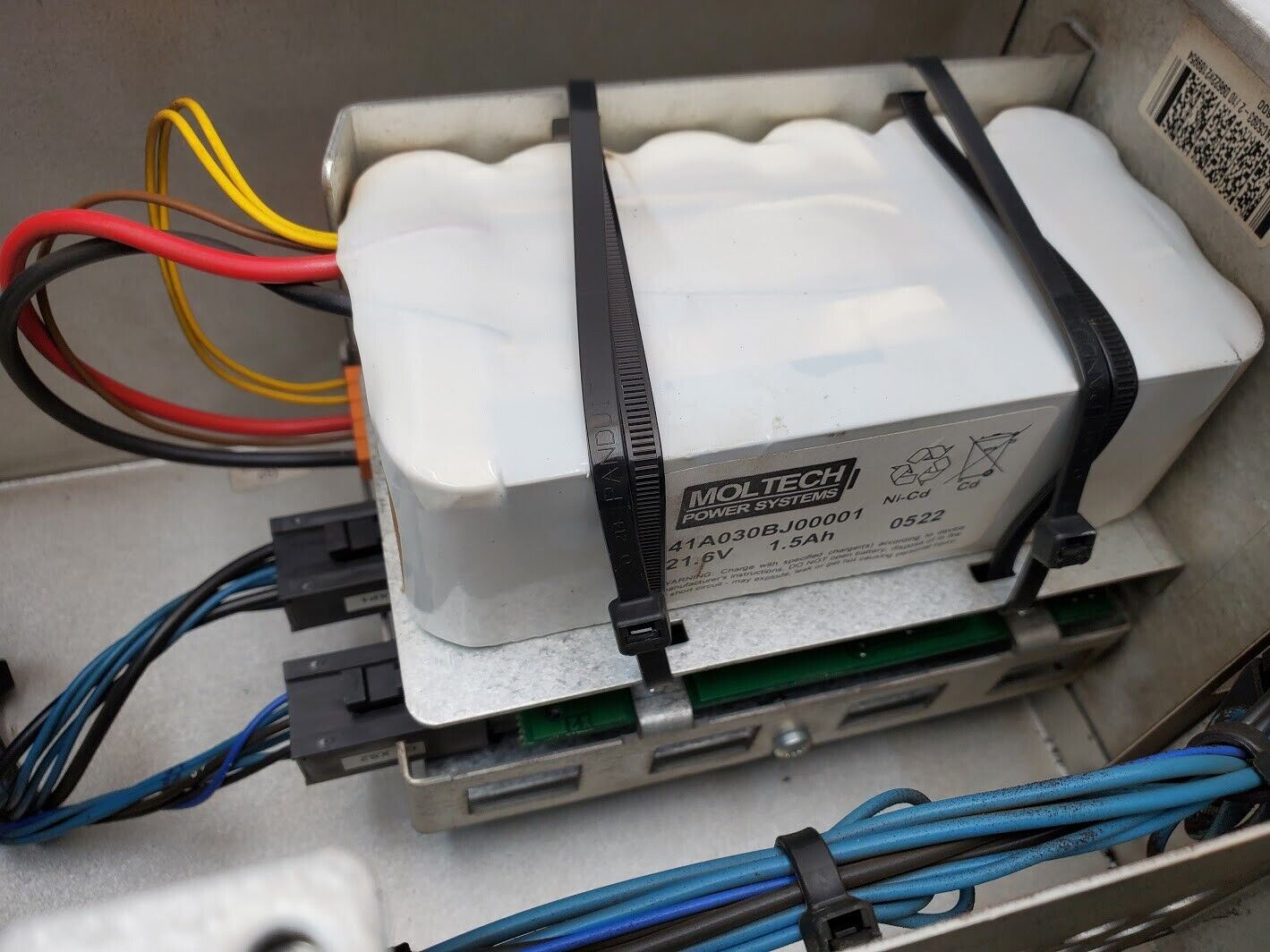 Danaher ABB Robot Control Computer S4CPLUS CPU 3HAC-6096-1/01 w/Breakout Panels