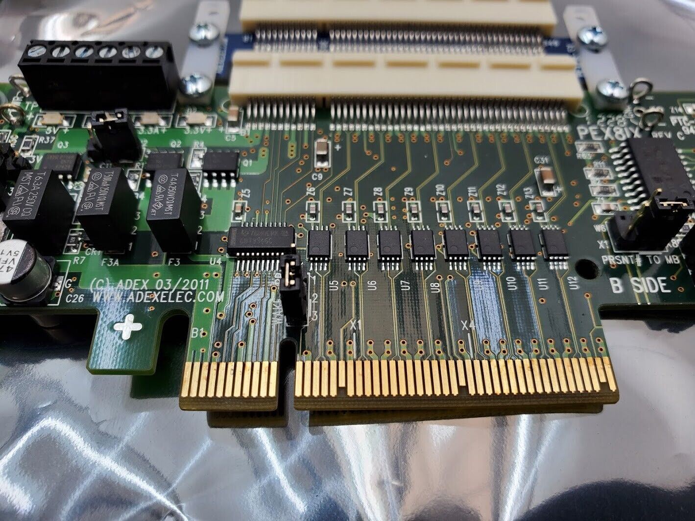 ADEX PEX8IX is a PCI Express X8 Bus Isolation Extender + PEXP8-SX