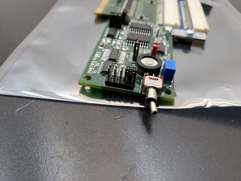 ADEX PEX8IX is a PCI Express X8 Bus Isolation Extender + PEXP8-SX