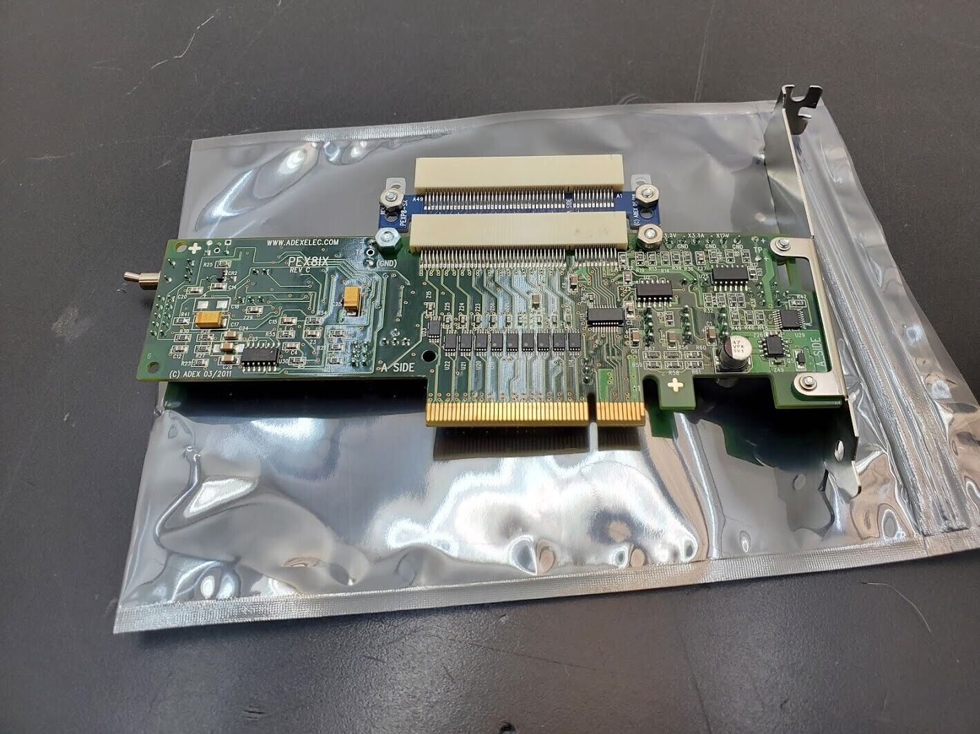 ADEX PEX8IX is a PCI Express X8 Bus Isolation Extender + PEXP8-SX