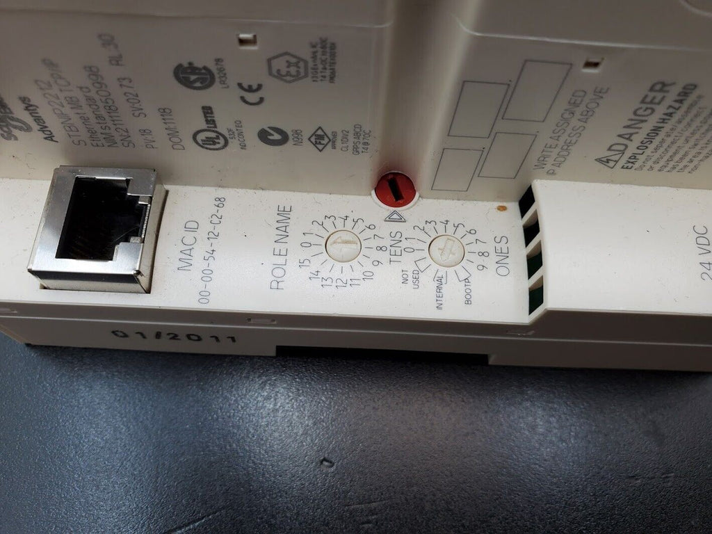 Schneider Telemecanique STBNIP2212 Ethernet MB TCP/IP NIM PLC Control Advantys B