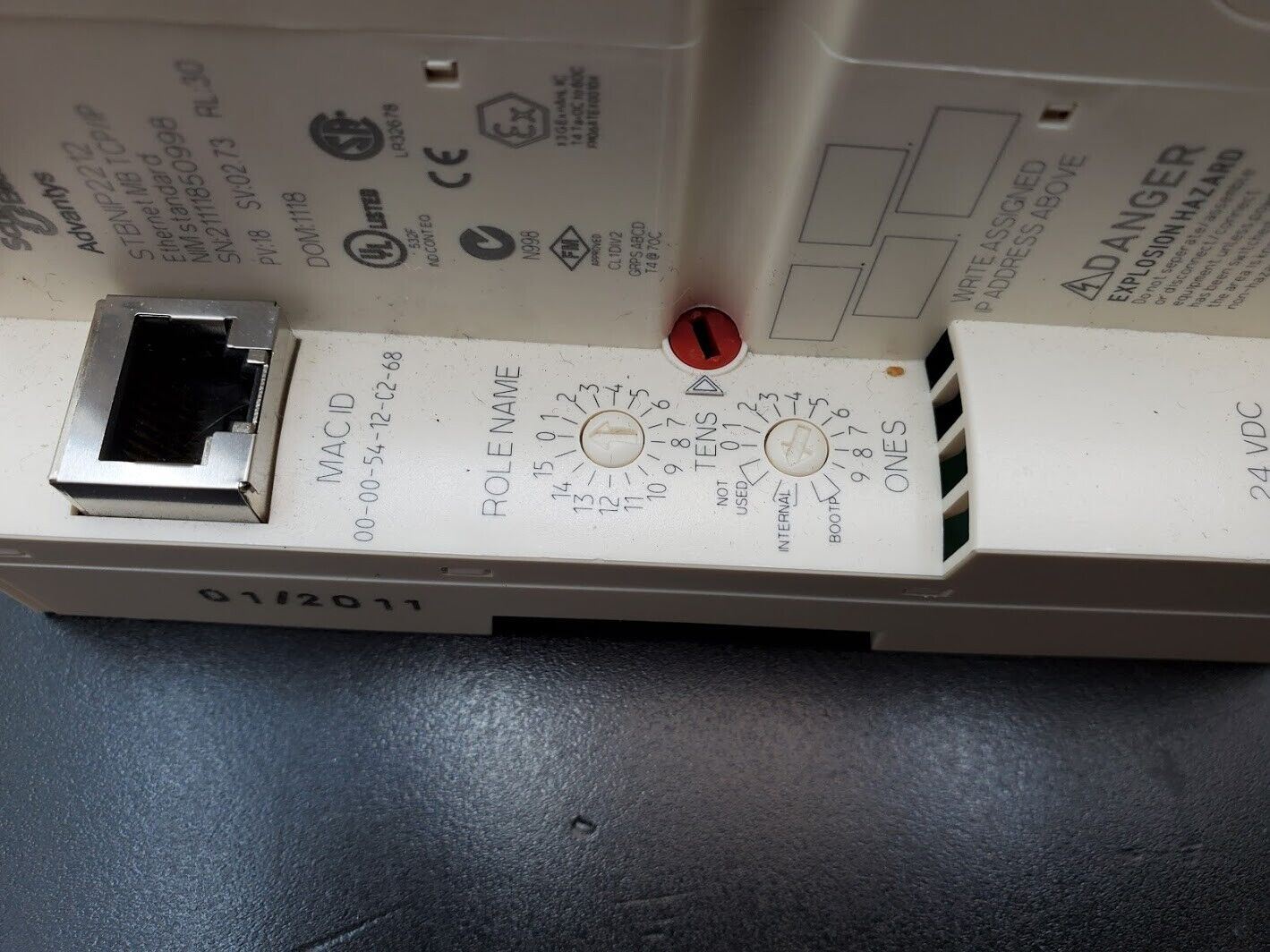Schneider Telemecanique STBNIP2212 Ethernet MB TCP/IP NIM PLC Control Advantys B