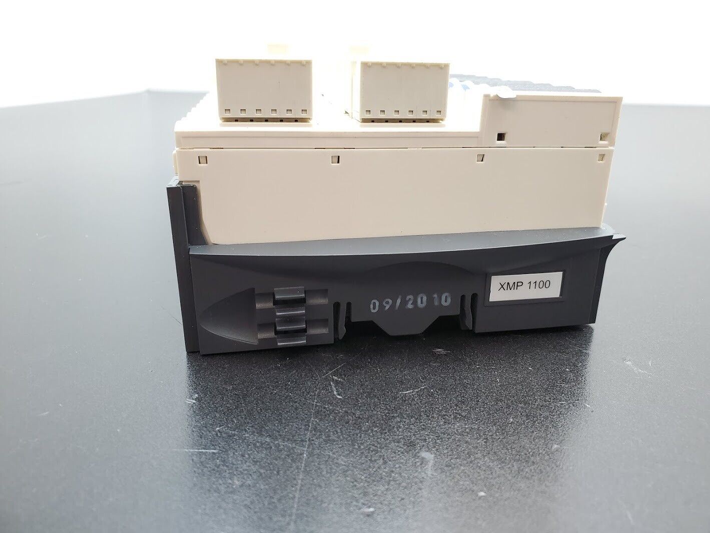 Schneider Telemecanique STBNIP2212 Ethernet MB TCP/IP NIM PLC Control Advantys B