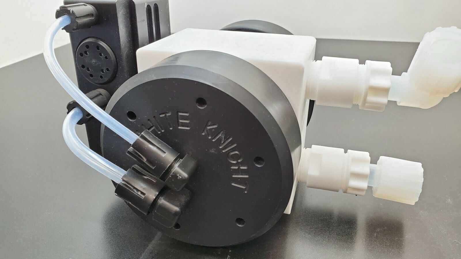 White Knight AP 100 Diaphragm Pump Ultra Pure Chemical Recirculation AP0001115A
