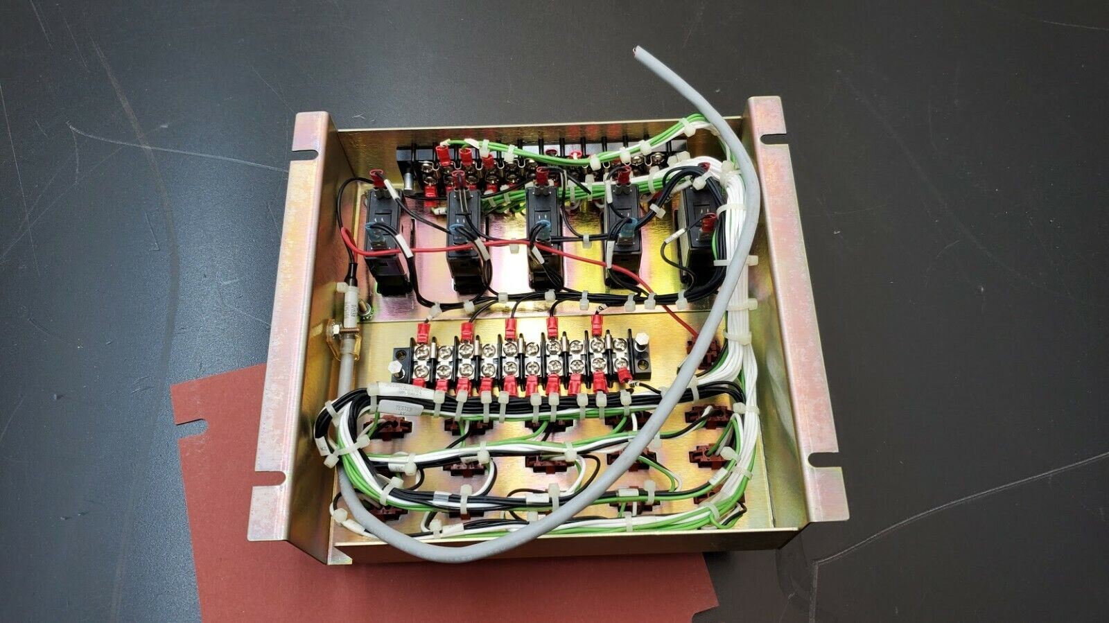 Bruce 24 VDC Power Source Distribution Panel Model 9015605