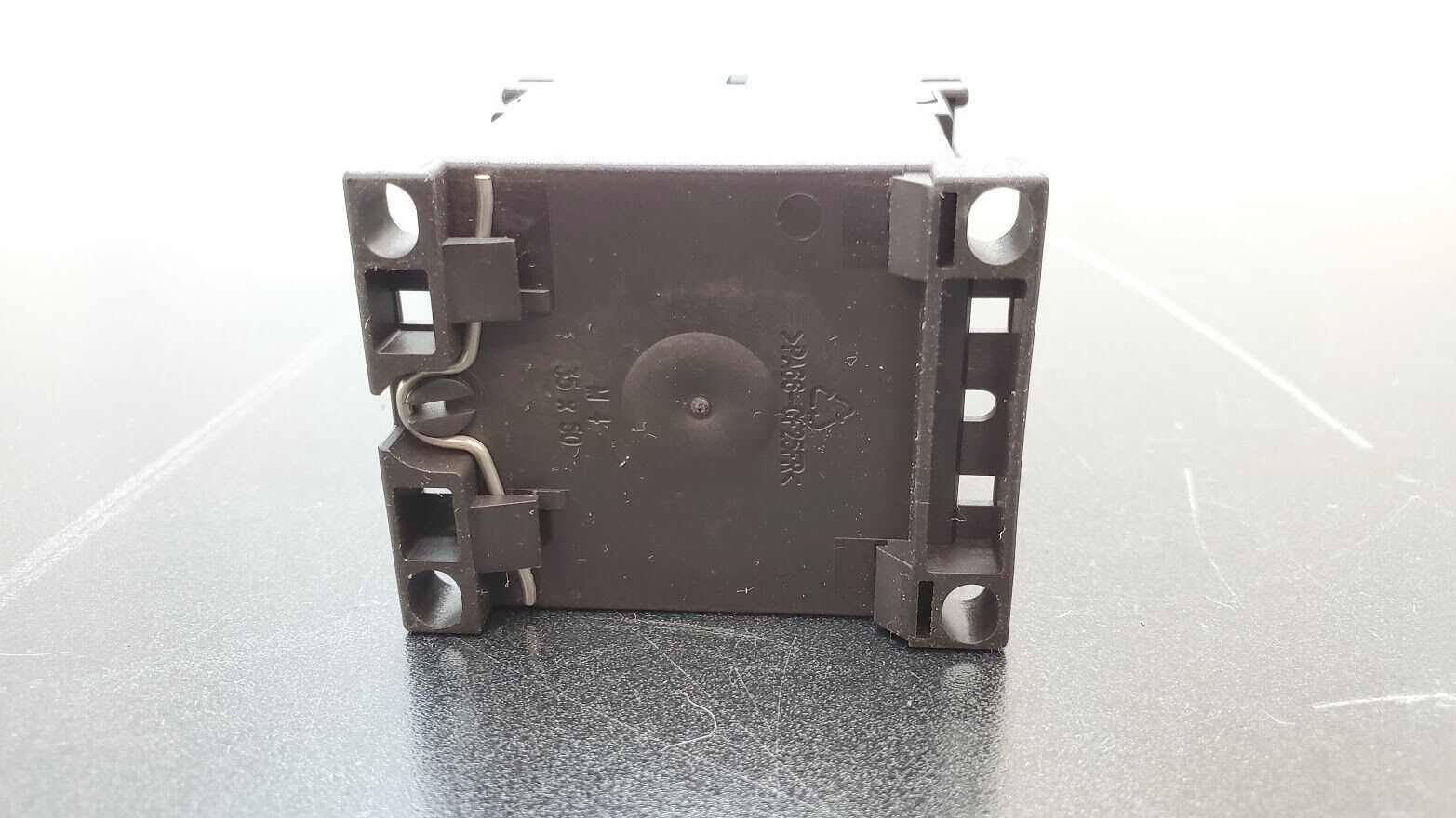 SIEMENS SIRIUS 3RT1016-1BB41 Contactor E05
