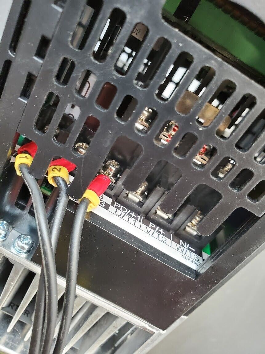 Hitachi VFD Inverter Drive WJ200-022HF 3 Phase 2.2KW 380-480V in/out 6A 3 HP