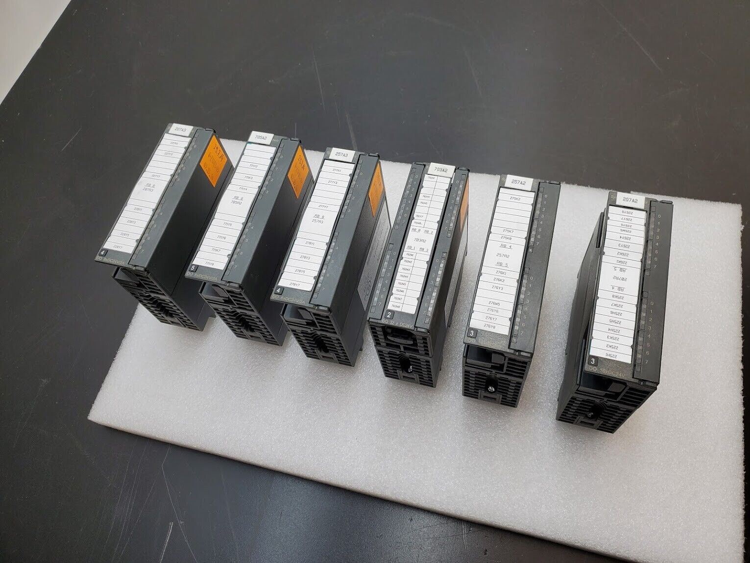 6x Helmholz Siemens Digital Output 700-322 1BF01 1BH01 1BL00 8,16,32xDC24V