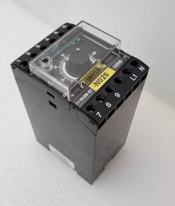 JUMO 701130 / 0253 - 001 - 02-205,245,056 Temperature Monitor Limiter 2A 230VAC