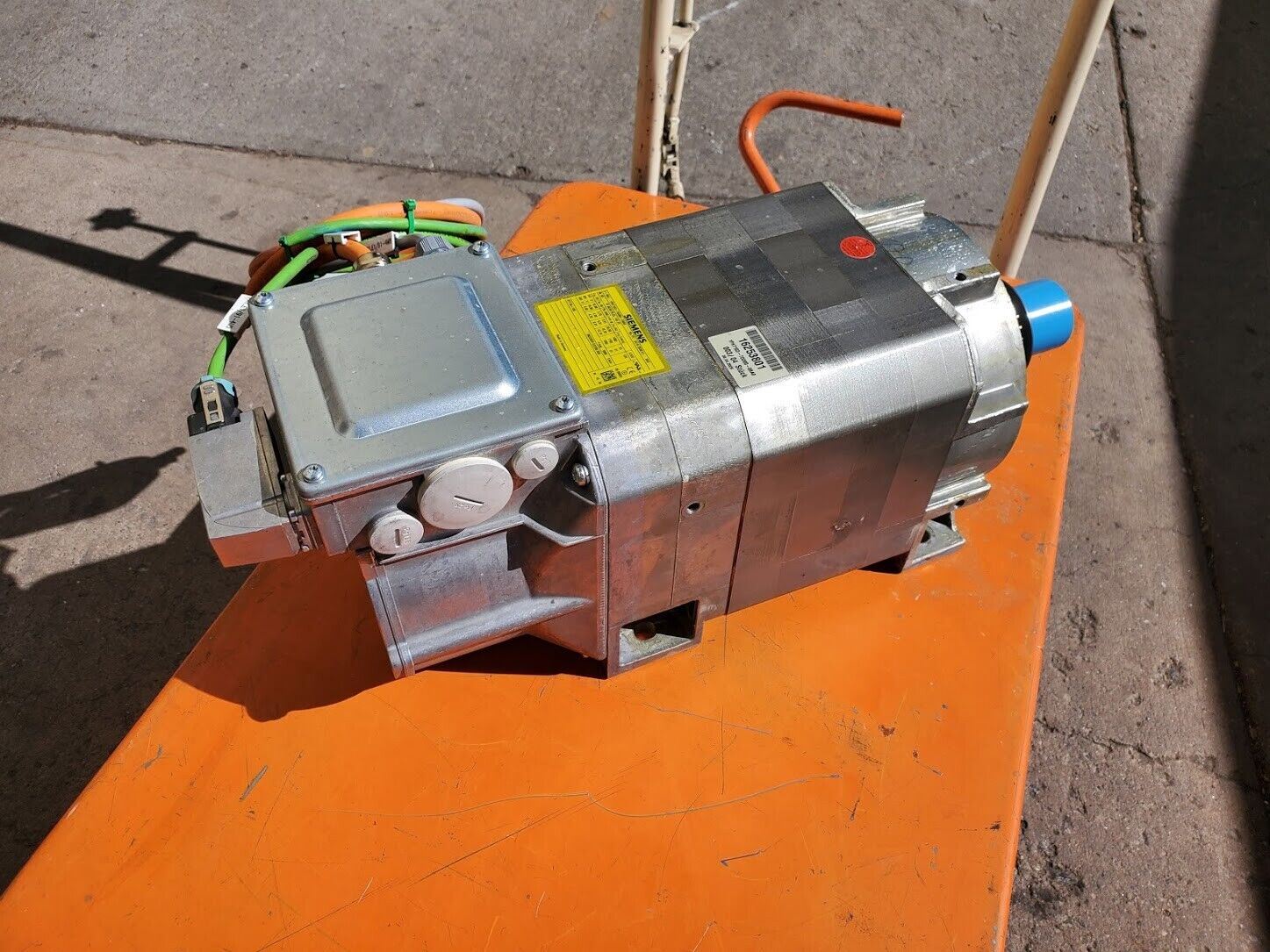 Siemens High Speed Spindle Motor Servo 1PH7103-7DD00-0BA0 4kW 9000rpm IC22DQ