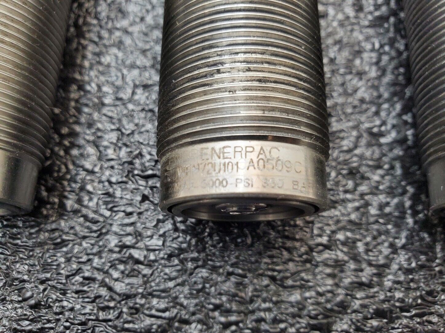 4x Enerpac WFM72 7 kN 9.9mm Stroke Work Support Manifold Mount Hydraulic 5000PSI