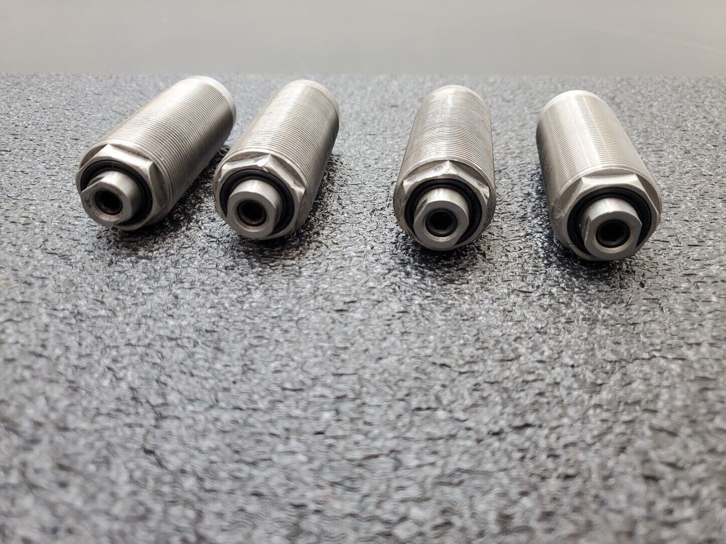 4x Enerpac WFM72 7 kN 9.9mm Stroke Work Support Manifold Mount Hydraulic 5000PSI