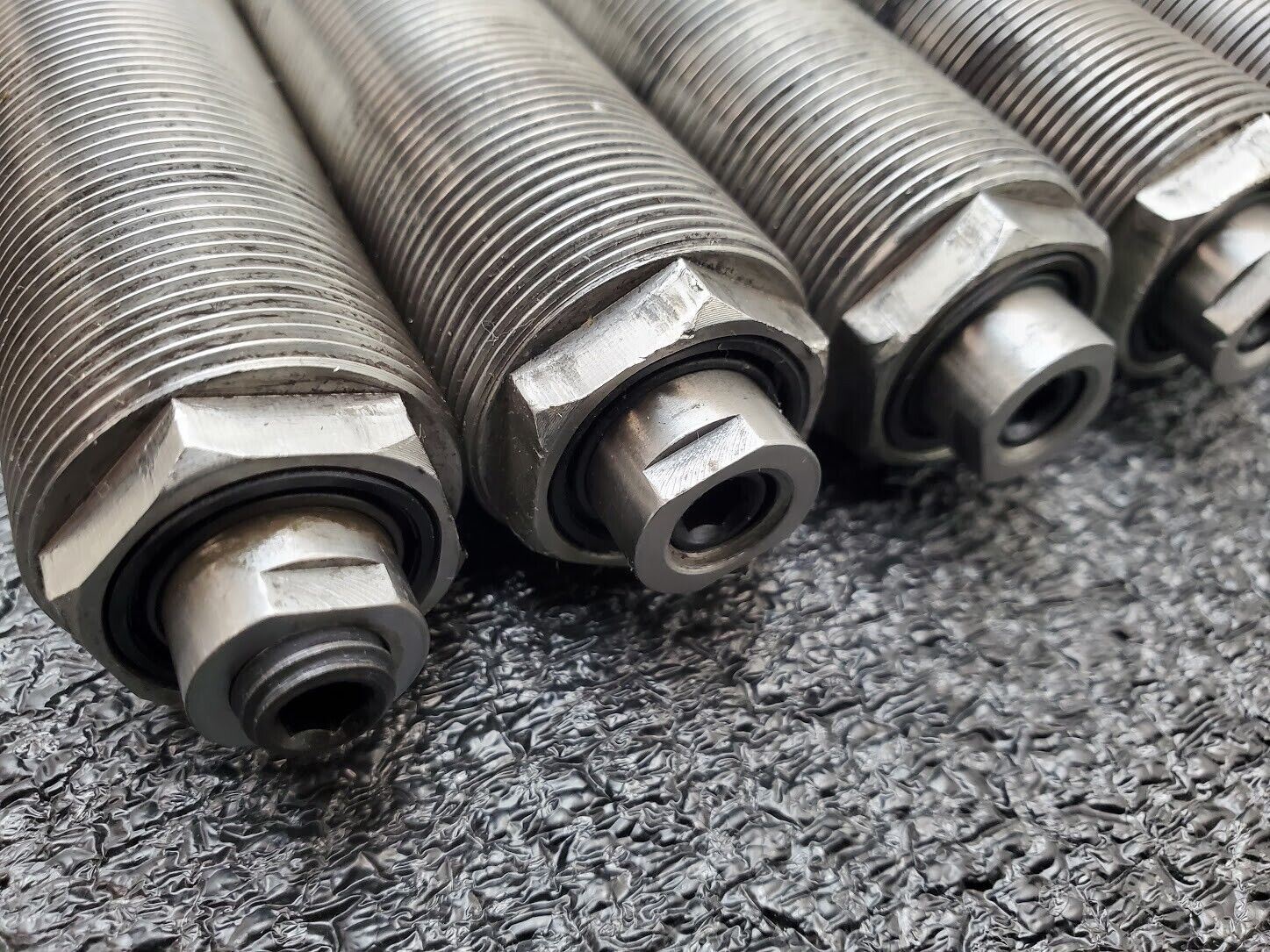 5x Enerpac WFM72 7 kN 9.9mm Stroke Work Support Manifold Mount Hydraulic 5000PSI