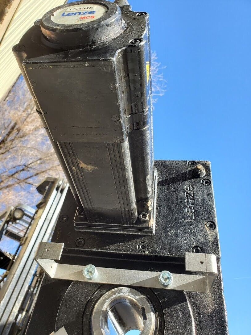 Lenze Servo Gearmotor Gear Box Motor MCS 12L20-R80B0 3.75HP GFL07-2S HDR 12LC20