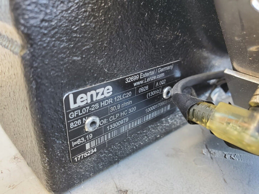 Lenze Servo Gearmotor Gear Box Motor MCS 12L20-R80B0 3.75HP GFL07-2S HDR 12LC20