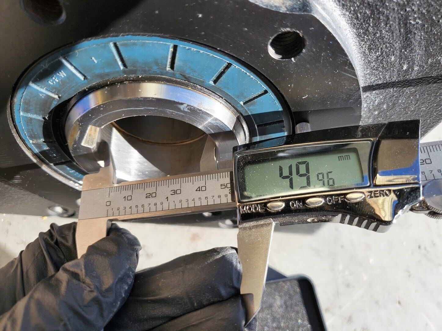 Lenze Servo Gearmotor Gear Box Motor MCS 12L20-R80B0 3.75HP GFL07-2S HDR 12LC20