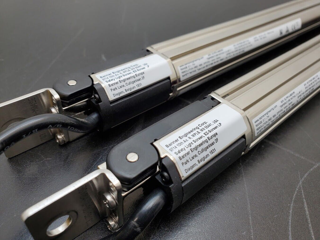 2x Banner SLPE14-690NP8 690mm Safety Light Curtain 69 Beam Emitter Receiver 7m