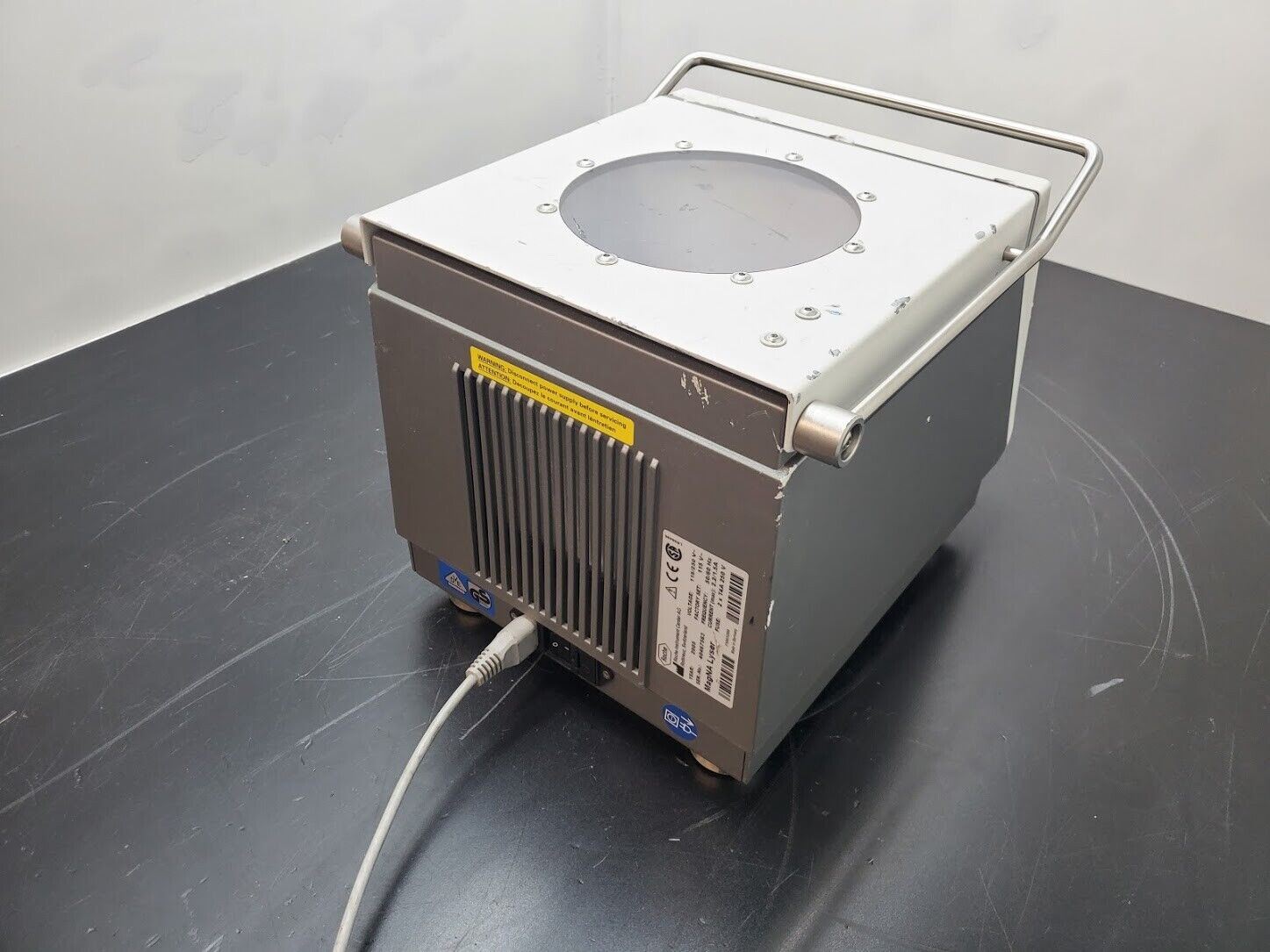 Roche MagNA Lyser Benchtop Homogenizer 7000 RPM  115VAC Tested Working yr: 2005