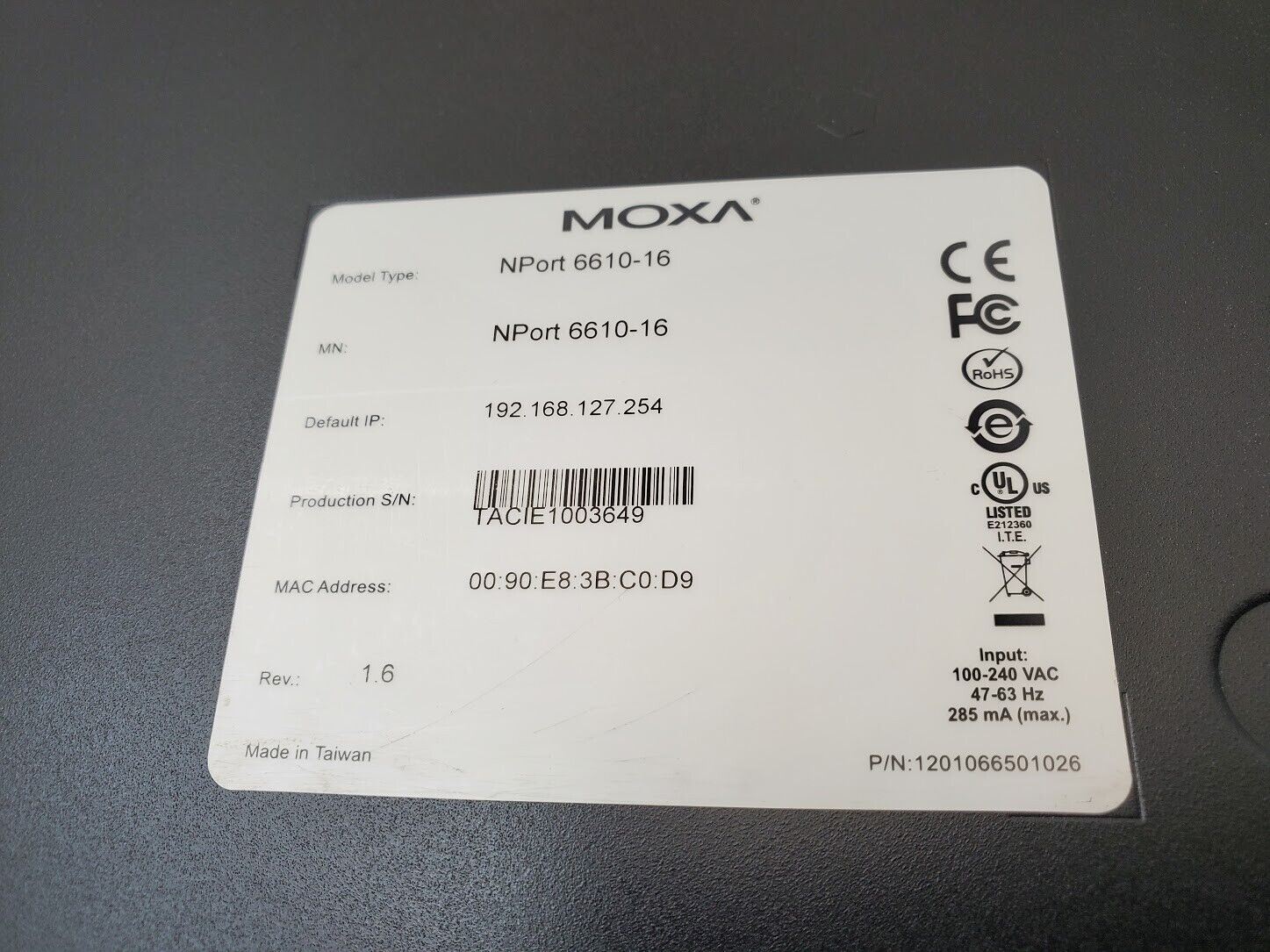 MOXA NPort 6610-16 16 Ports 8-pin RJ45 RS-232 Secure Device Server 100V~240Vac
