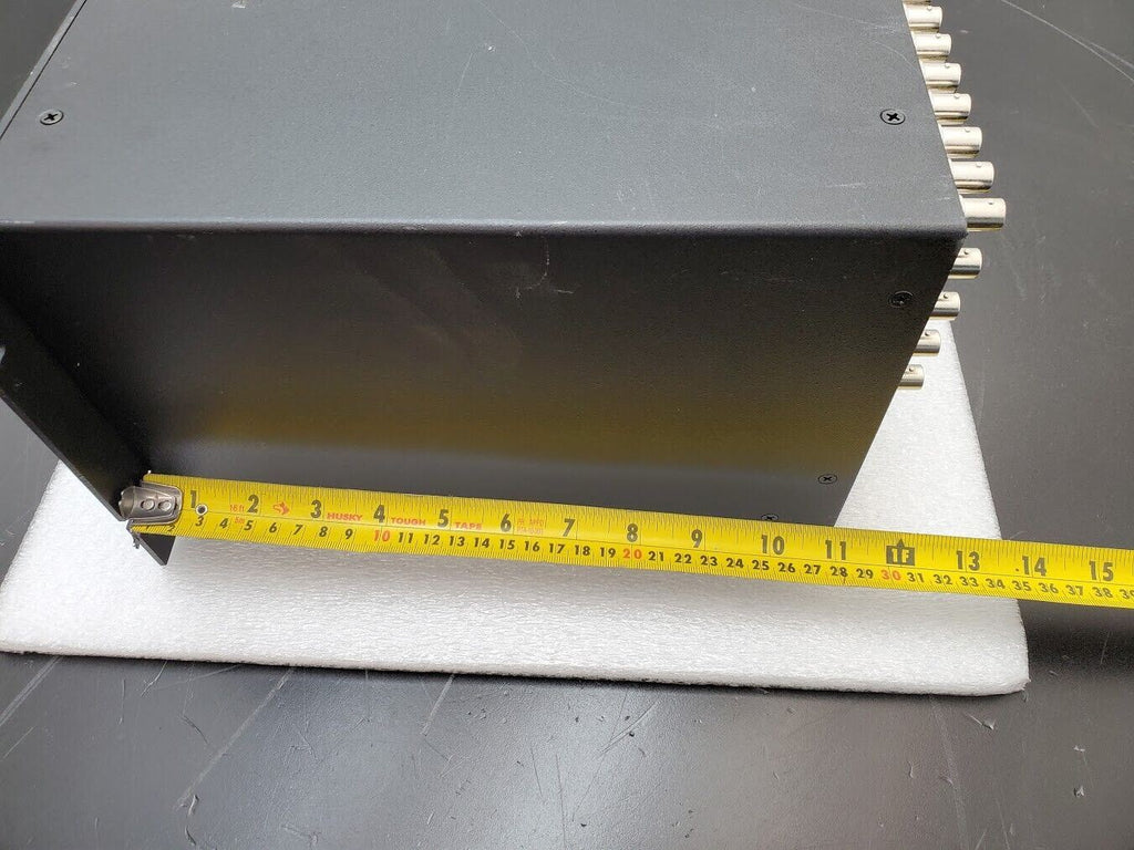 Inline IN31208 12-Input, 8-Output Presentation Switcher for RGBHV Audio Power On