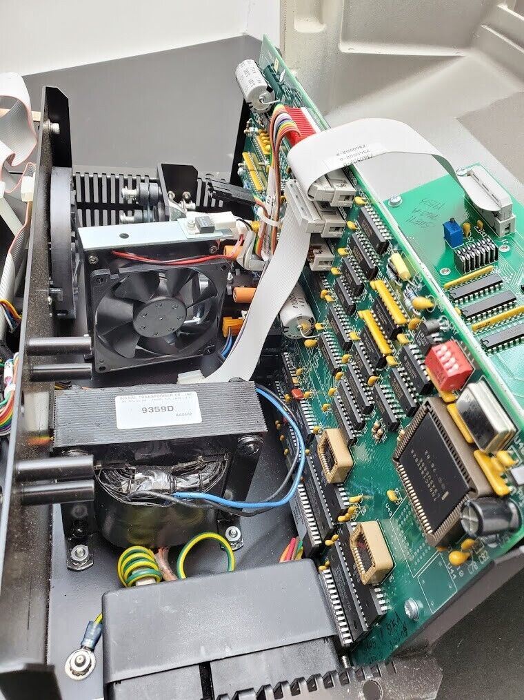 BIO-TEK Biolog MicroStation ELx808BLG Ultra Microplate Reader 96 Well Tested