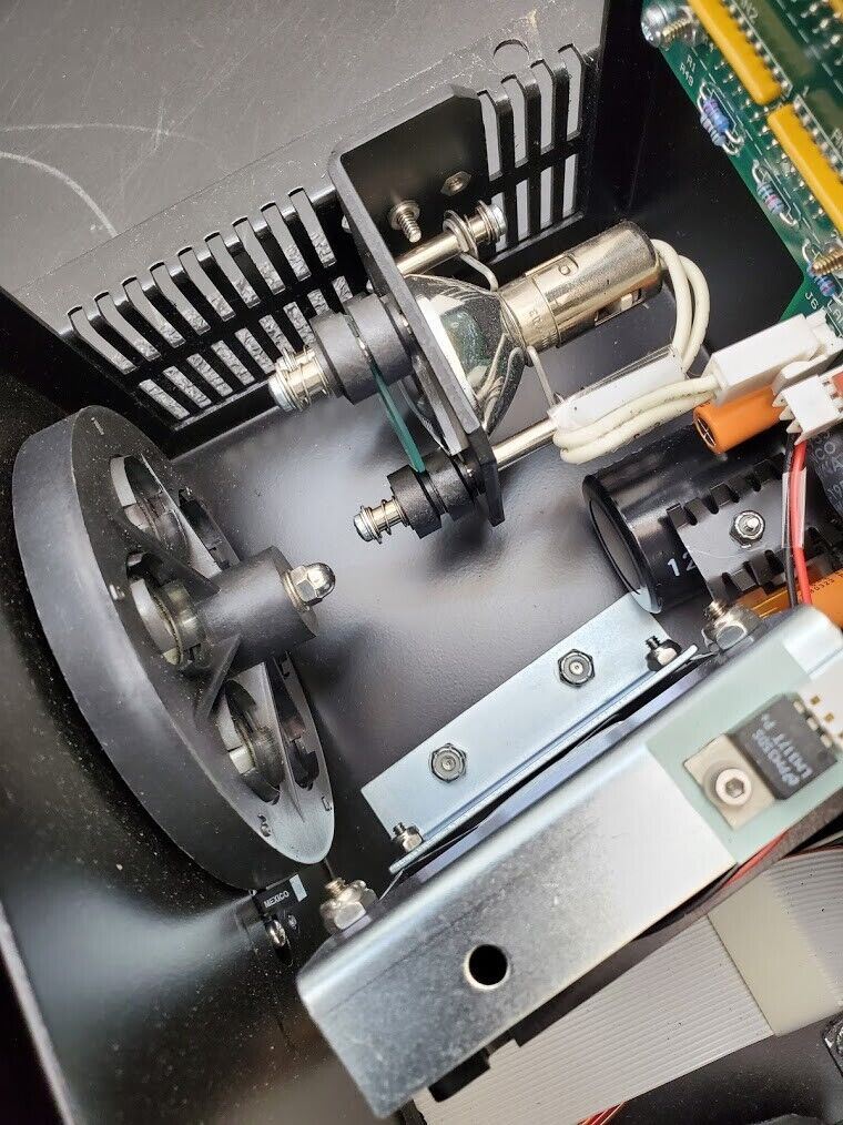 BIO-TEK Biolog MicroStation ELx808BLG Ultra Microplate Reader 96 Well Tested