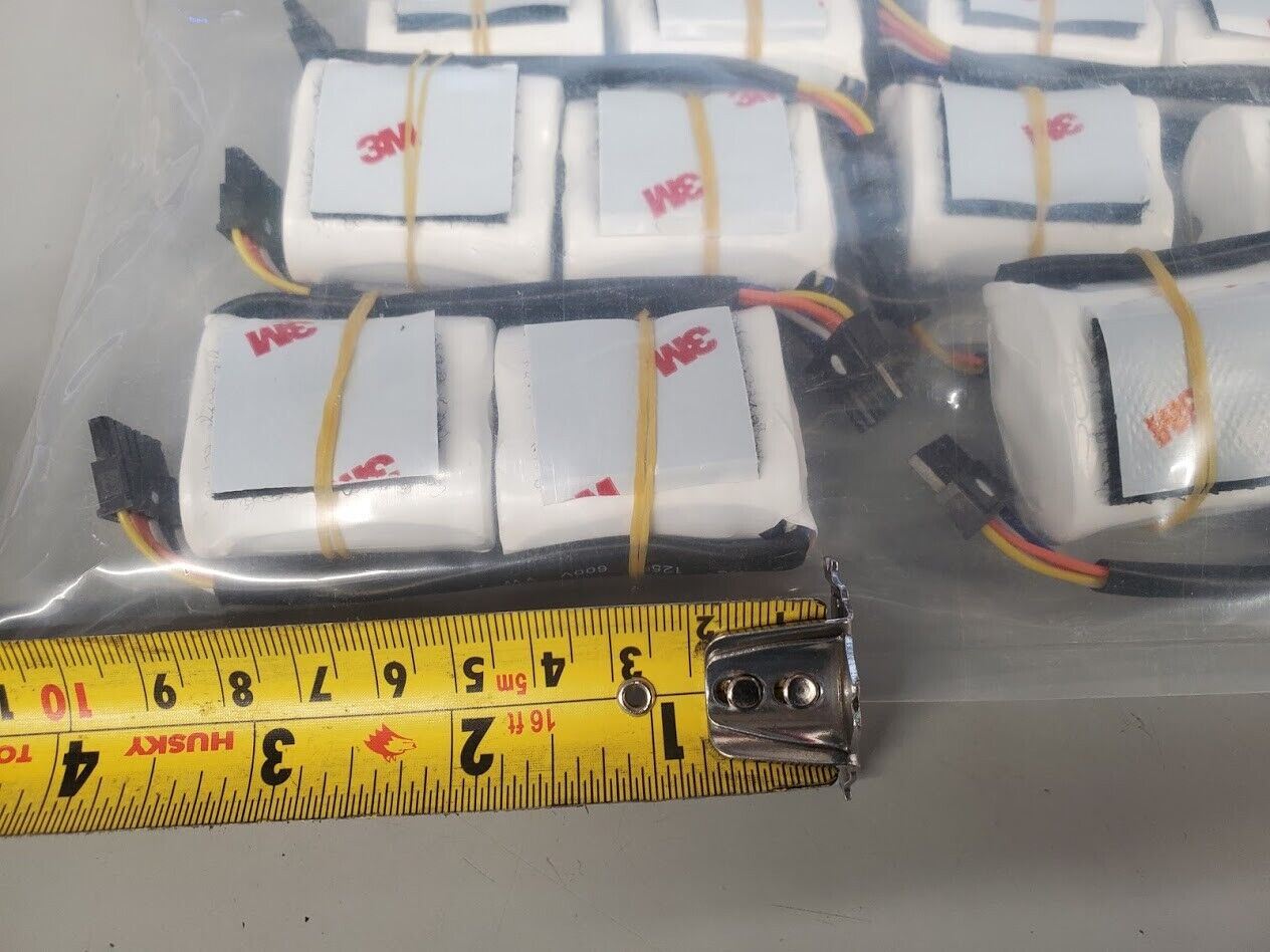 12 Eaton Cooper Bussmann Aerogel SuperCapacitor P1840-4R5306-1 SUPERCAP 30F 4.5V