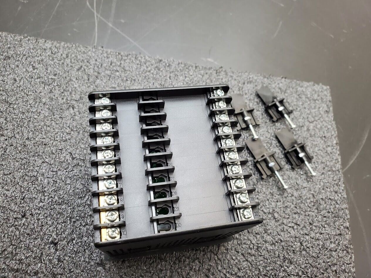 Automation Direct SL9696-RRE-D SOLO Temperature Process Controller 24VDC Input