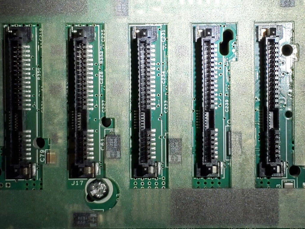 HP 3PAR QR490A M6710 24-Slot SAS 2.5" HD Drive Enclosure Server Storage Array