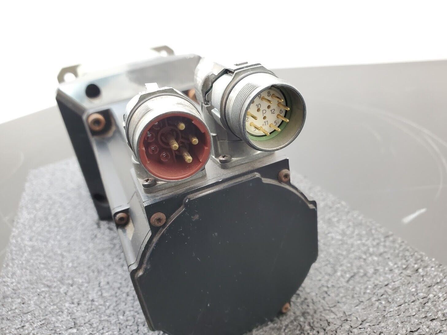 Kollmorgen AKM42G-ACCNR-00 DC Servo Motor 1.48kW 6000RPM APEX AB115-S2-P2