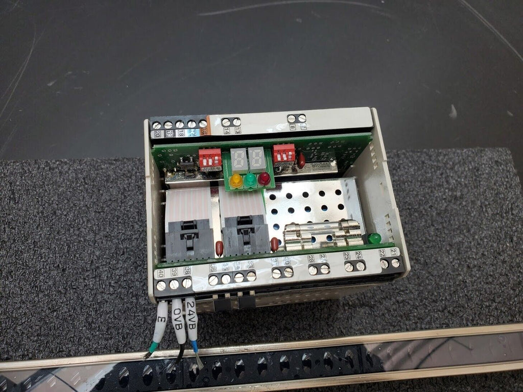 Banner Light Curtain Pair + Controller USDINT-1T2 20" USE2012NP2 USR2012NP2