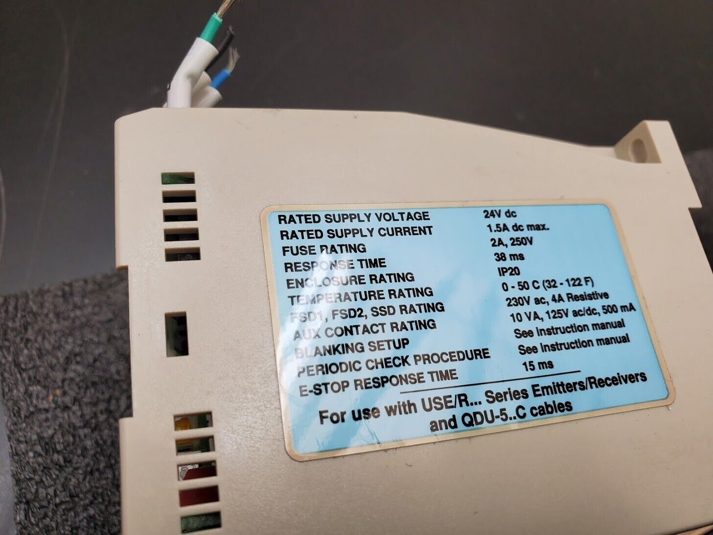 Banner Light Curtain Pair + Controller USDINT-1T2 20" USE2012NP2 USR2012NP2