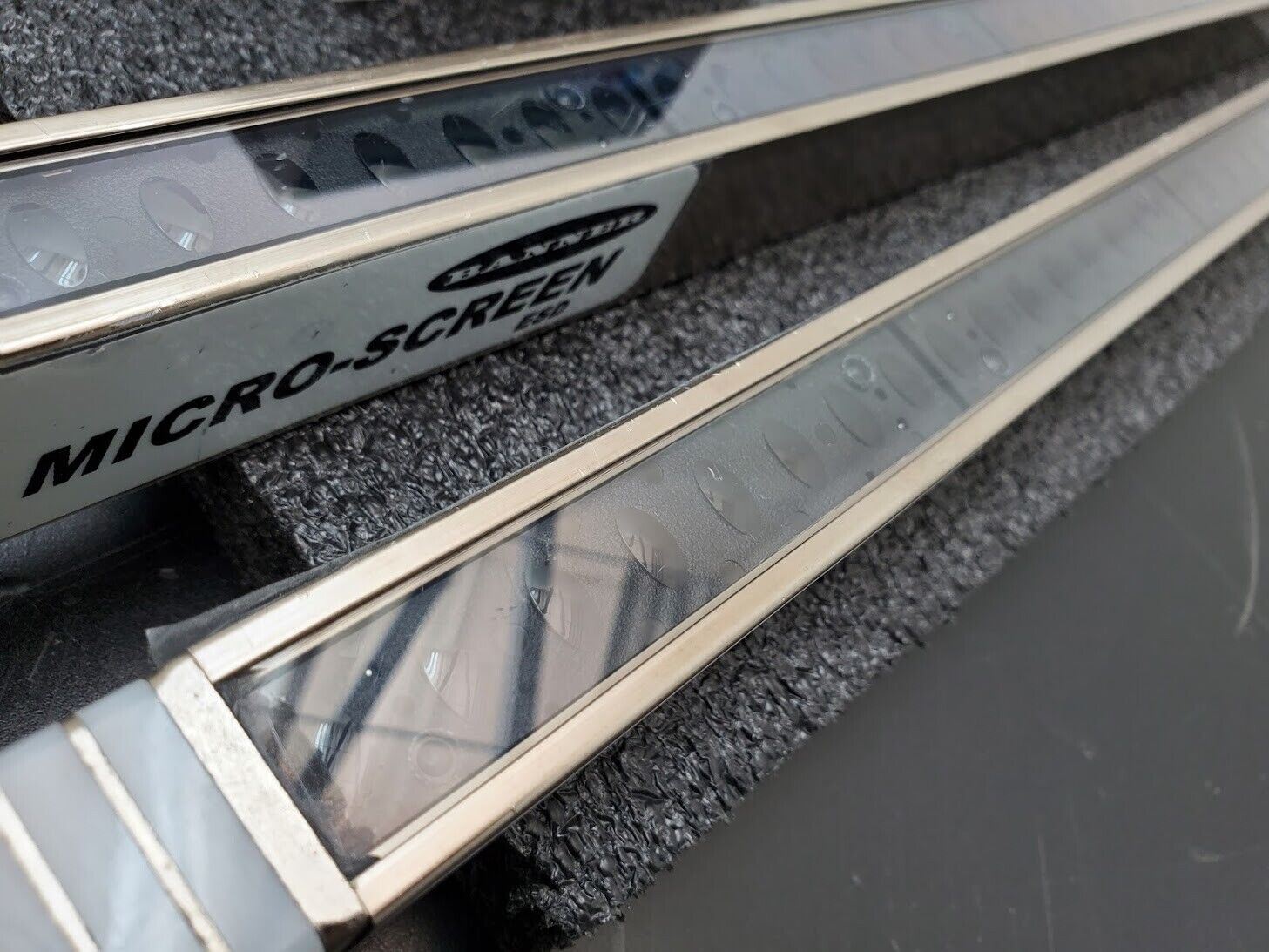 Banner Light Curtain Pair + Controller USDINT-1T2 20" USE2012NP2 USR2012NP2