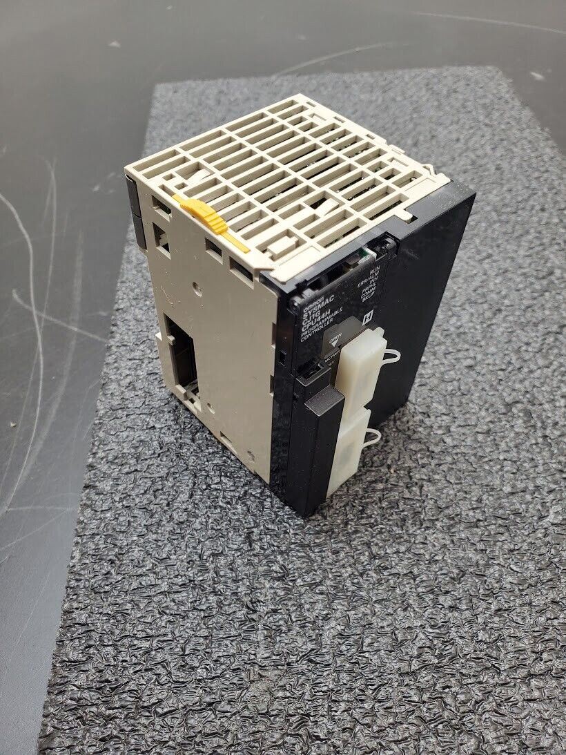 Omron Sysmac CPU PLC CJ1G-CPU44H CJ1GCPU44H w/ all covers, low hour use unit.