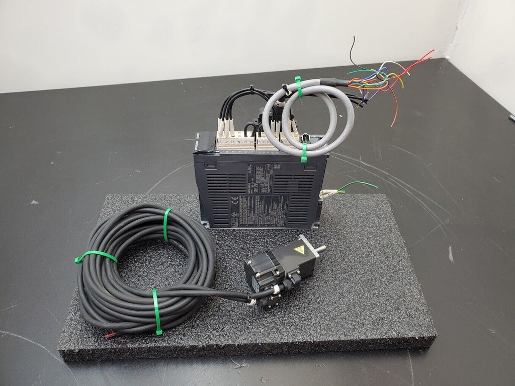 Mitsubishi 100W Servo Drive Amplifier HF-KP13 + MR-J3-10A 100W Servo Motor