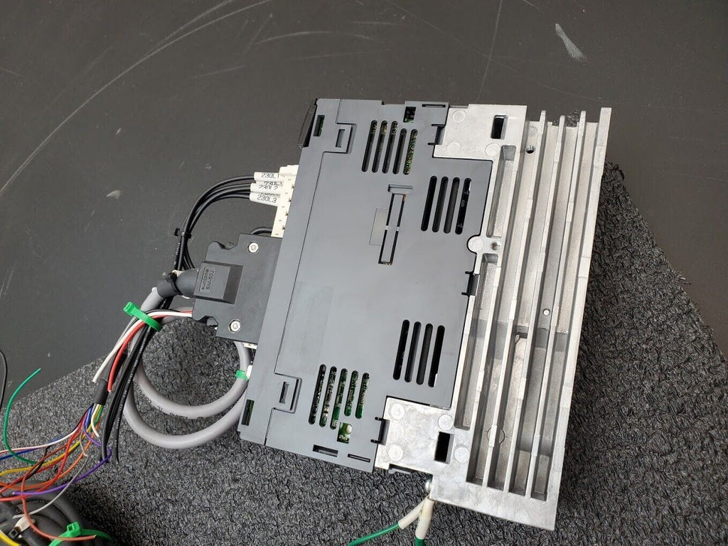 Mitsubishi 100W Servo Drive Amplifier HF-KP13 + MR-J3-10A 100W Servo Motor