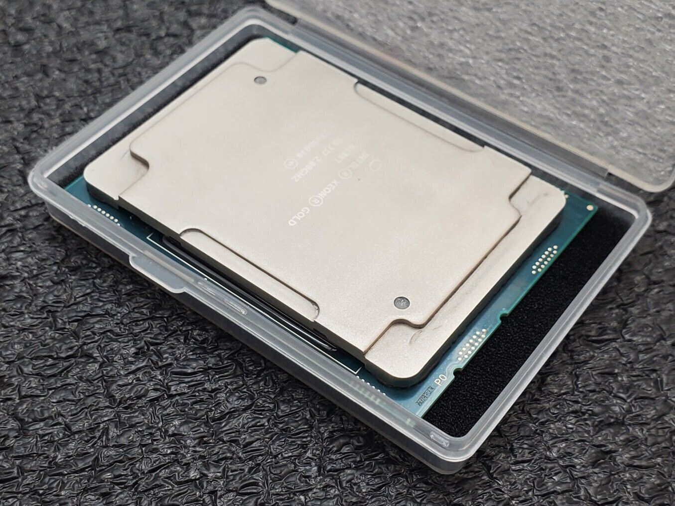 Intel Xeon Gold 6138T SR3J7 2.0 GHz 27.5 MB 20 Core LGA 3647 125W Tested B