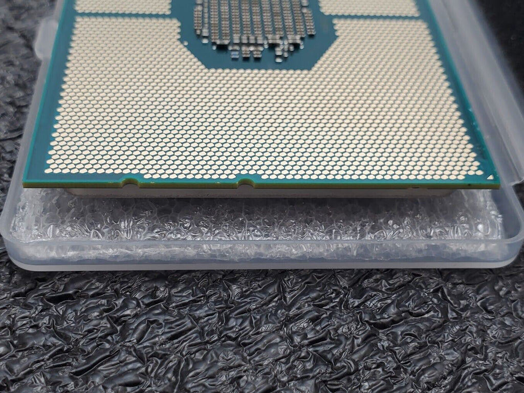 Intel Xeon Gold 6138T SR3J7 2.0 GHz 27.5 MB 20 Core LGA 3647 125W Tested B