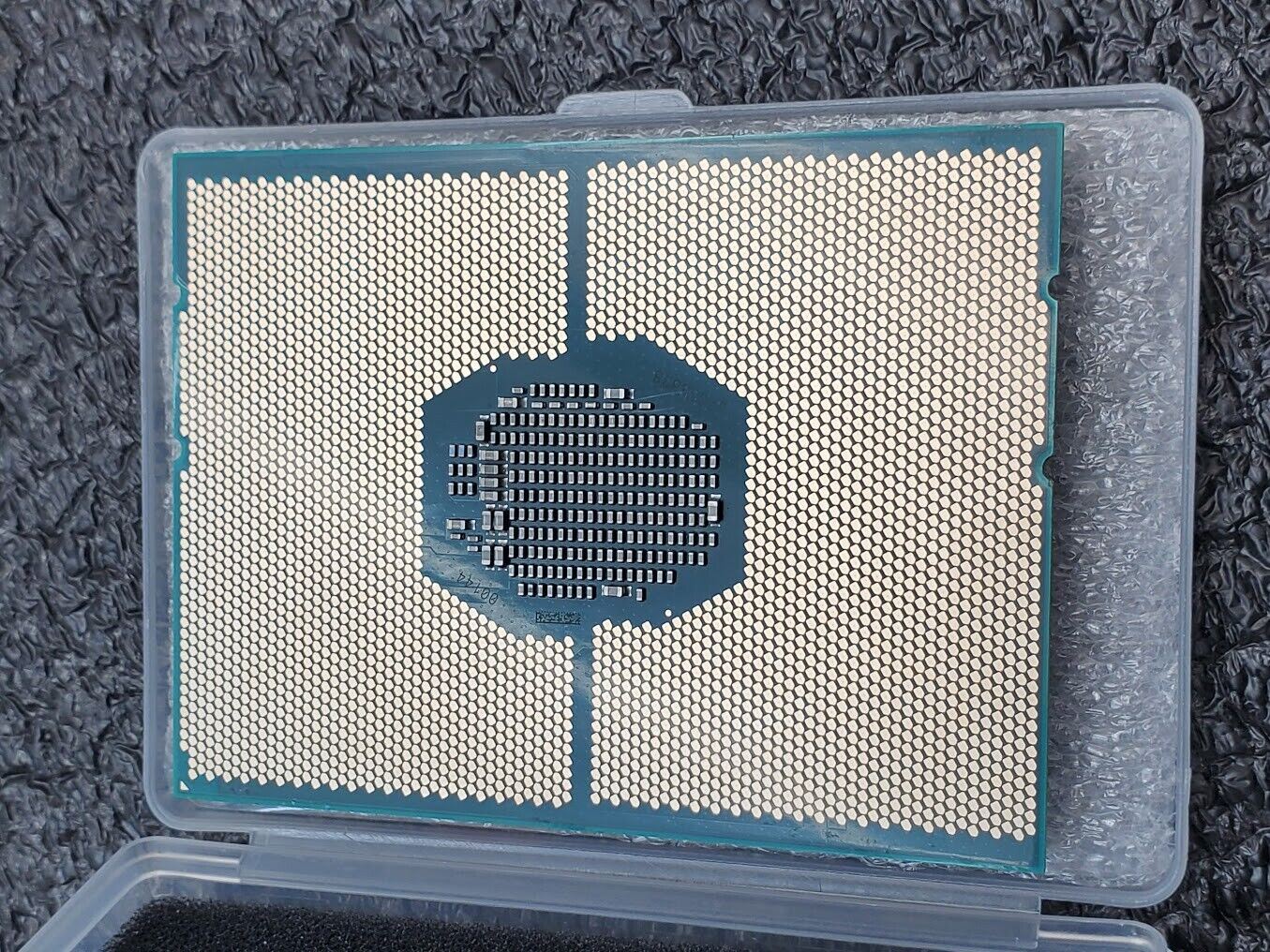 Intel Xeon Gold 6138T SR3J7 2.0 GHz 27.5 MB 20 Core LGA 3647 125W Tested B