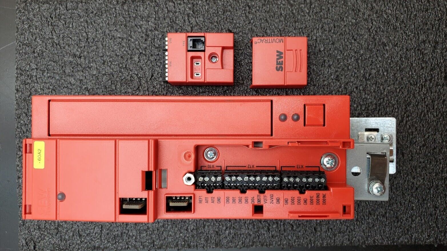 SEW EURODRIVE MOVITRAC MC07B0008-2B1-4-00 230V 1PH .75kW 1.0HP AC 4.2A D-76646