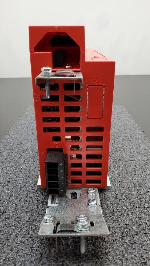 SEW EURODRIVE B Series MC07B0015-2B1-4-00 1.5kW / 2.0HP AC 7.3A