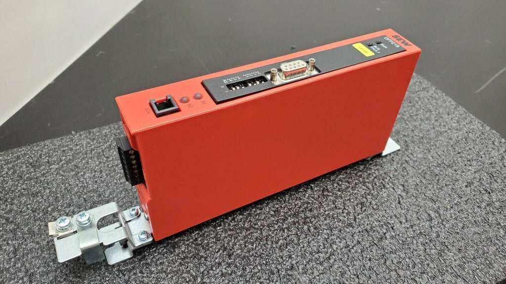 SEW EURODRIVE DFP21B/U0H11B Profibus Gateway Drive 24 VDC MOVITRAC MOVIDRIVE