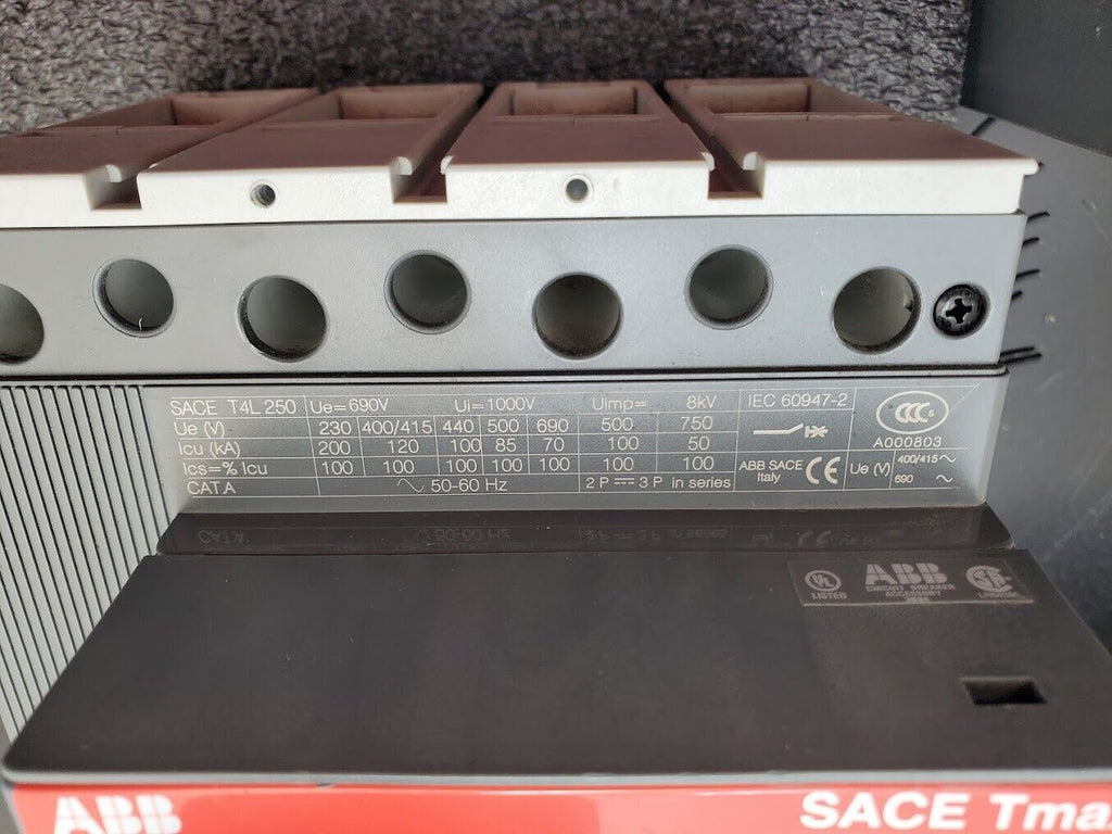 ABB SACE T4L 250 Three-Pole 3 Phase Circuit Breaker Sace Tmax Lever Extension