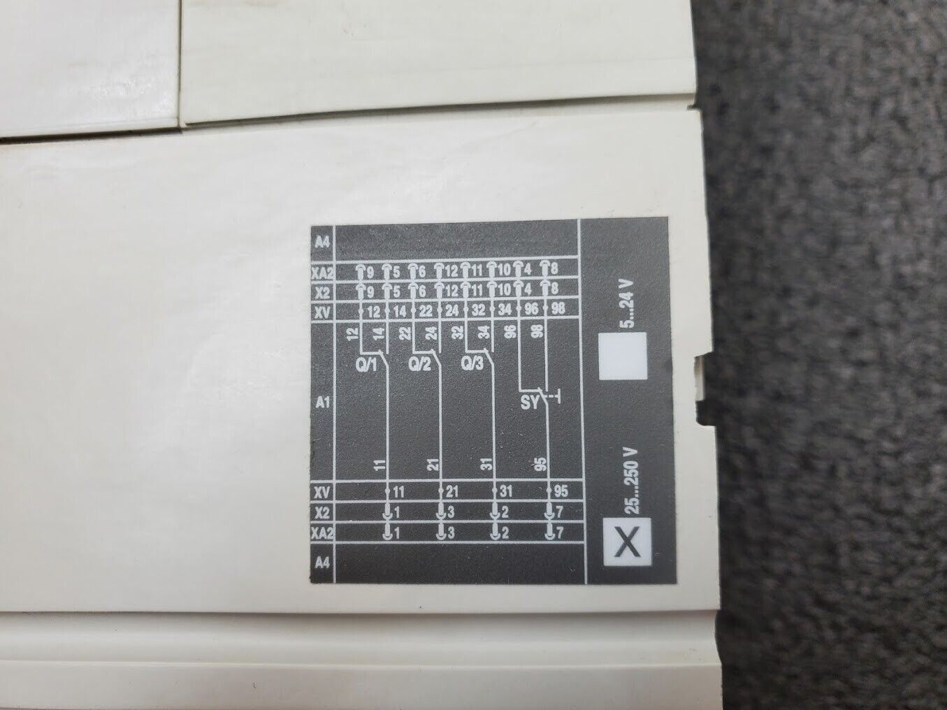 ABB SACE T4L 250 Three-Pole 3 Phase Circuit Breaker Sace Tmax Lever Extension